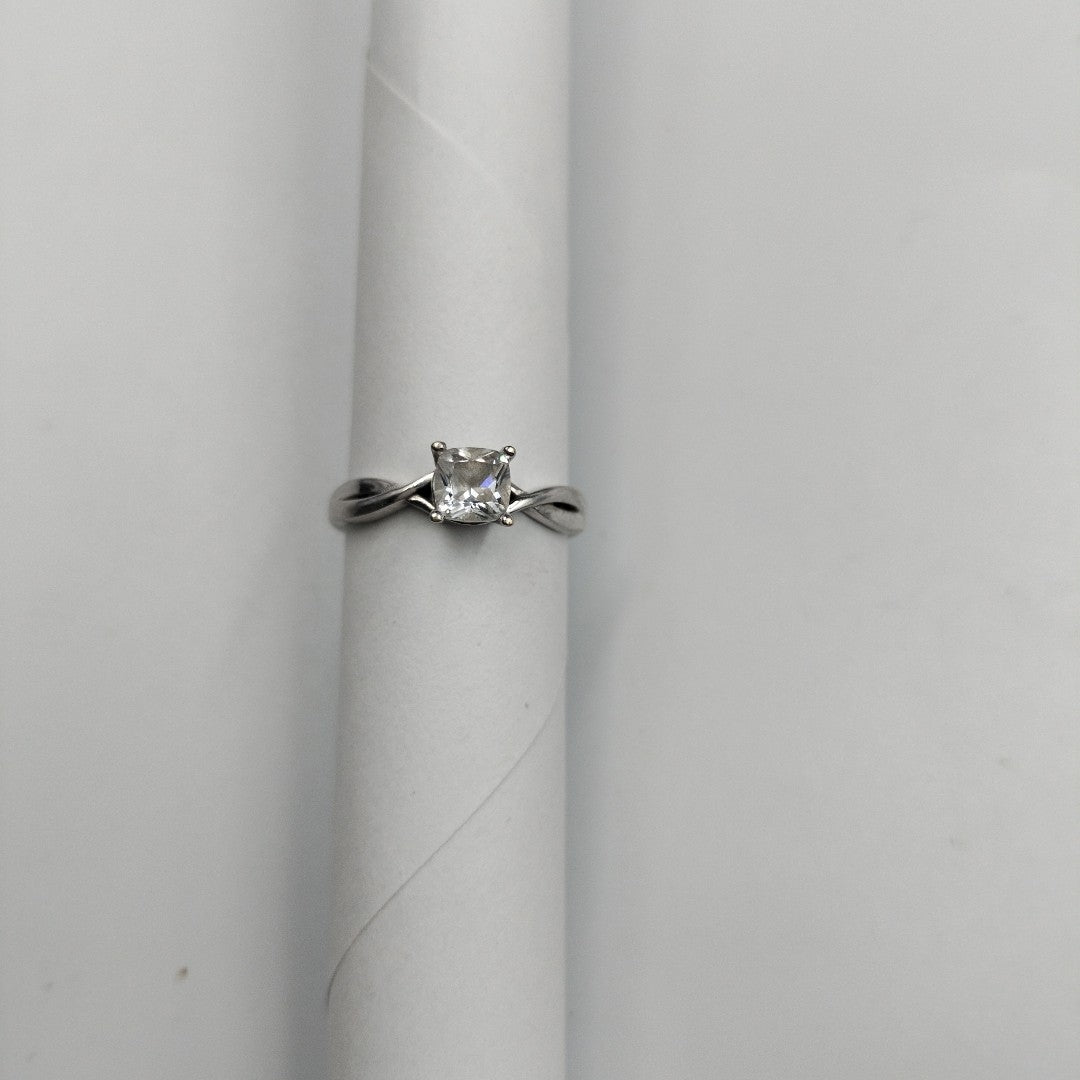 SOLITARIO ORO 14 K 1.7 GRMS (SEMINUEVO)