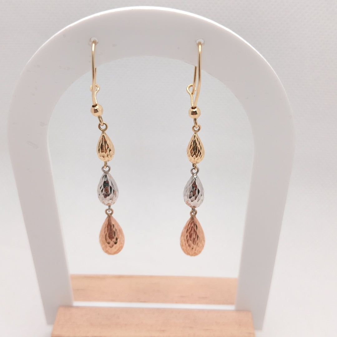 ARETES PAR ORO COMBINADO 14 K 2.6 GRMS (SEMINUEVO)