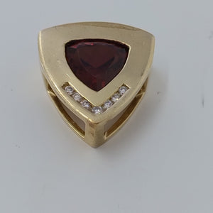 DIJE ORO 14 K 7.6 GRMS (SEMINUEVO)