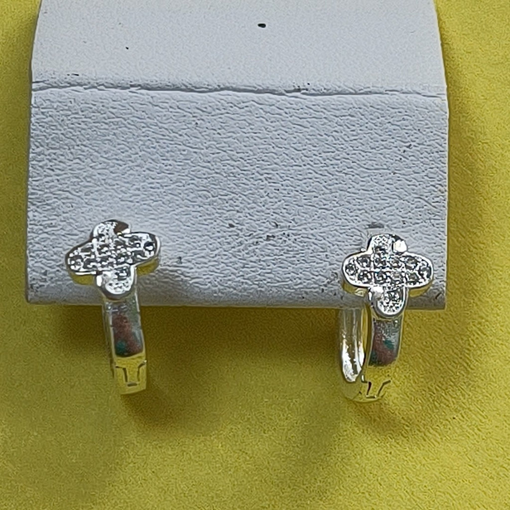 ARRACADAS C/CIRCONIAS PLATA .925 1.9 GR (NUEVO)