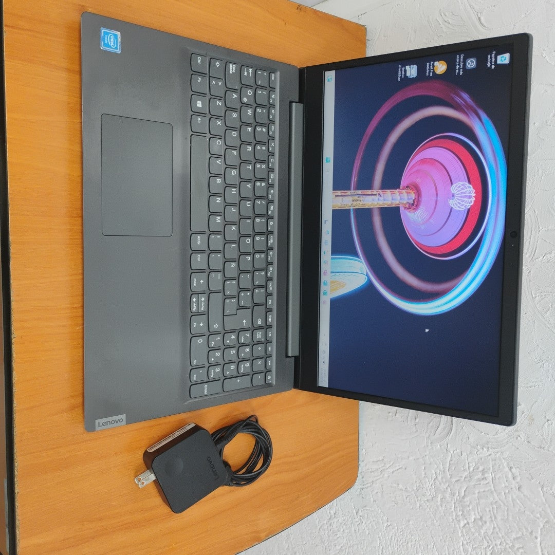 LAPTOP LENOVO V15-IGL (2022) 500 GB  4 GB RAM