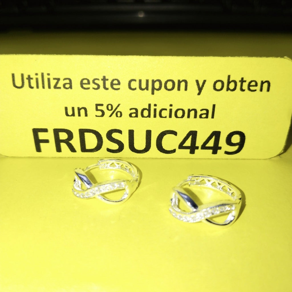 HUGGIES INFINITO CIRCONIAS PLATA .925 2.4 GR (NUEVO)
