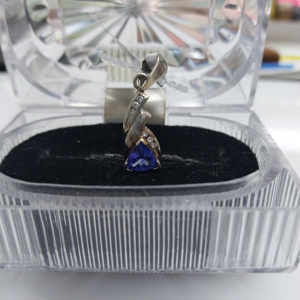 DIJE ORO 14 K 2.4 GRMS (SEMINUEVO)