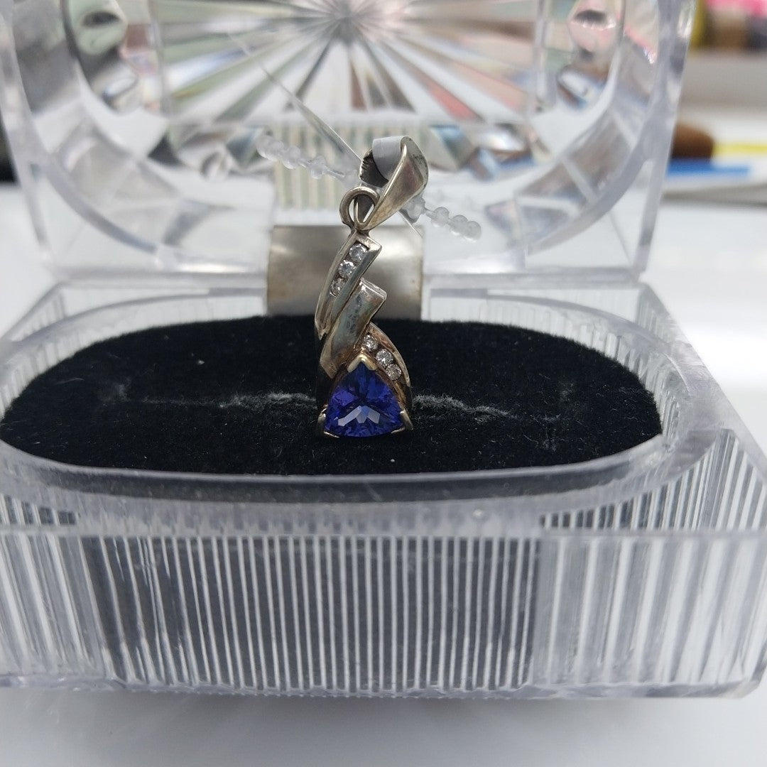 DIJE ORO 14 K 2.4 GRMS (SEMINUEVO)