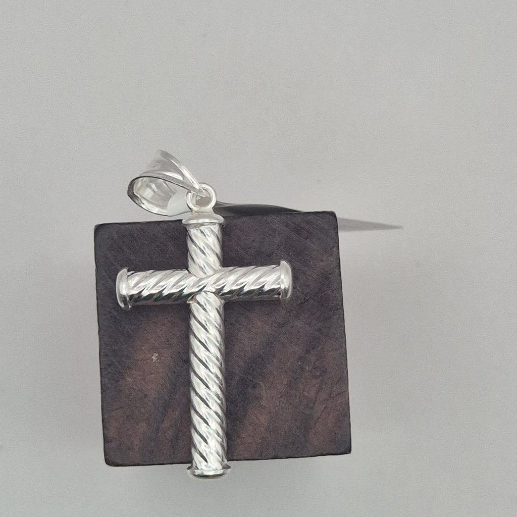 CRUZ PLATA .925 3.1 GR (NUEVO)
