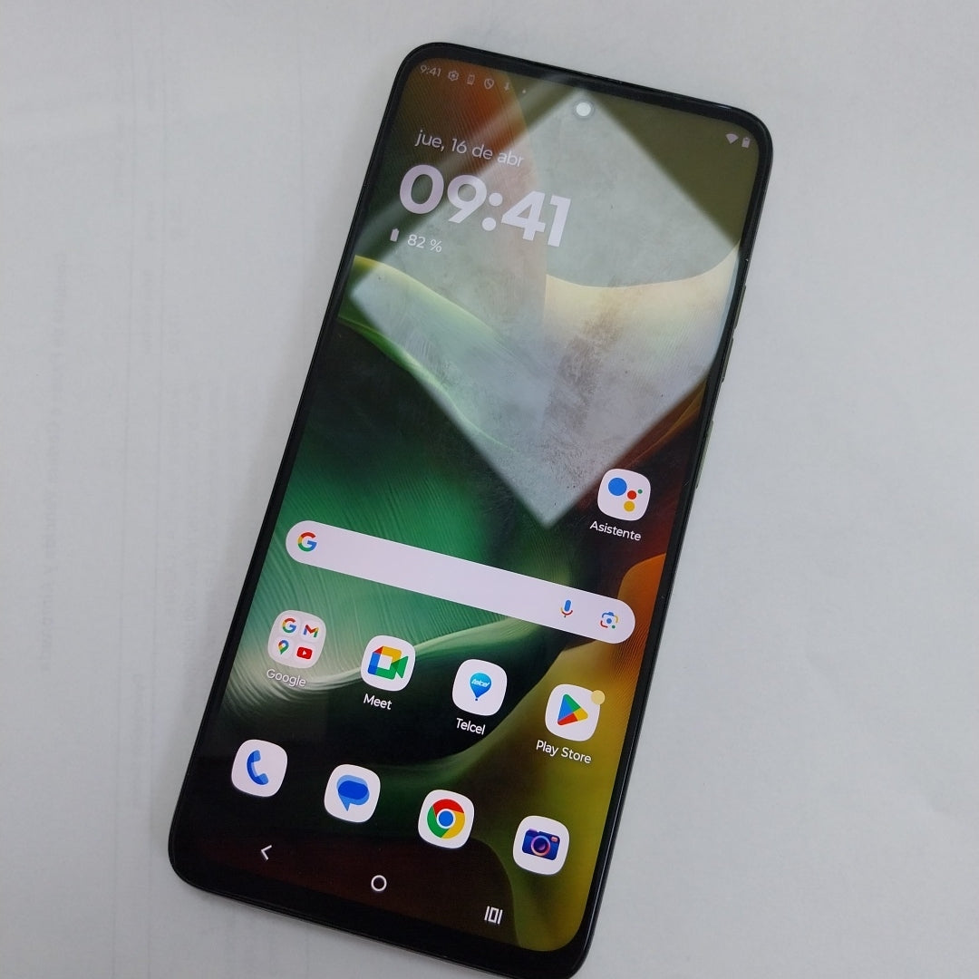 CELULAR MOTOROLA MOTO G15 XT2521-2 (2025) 256 GB 4 GB RAM (SEMINUEVO)