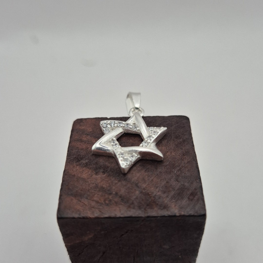 DIJE ESTRELLA DE DAVID C/CIRCONIAS PLATA .925 2.6 GR (NUEVO)