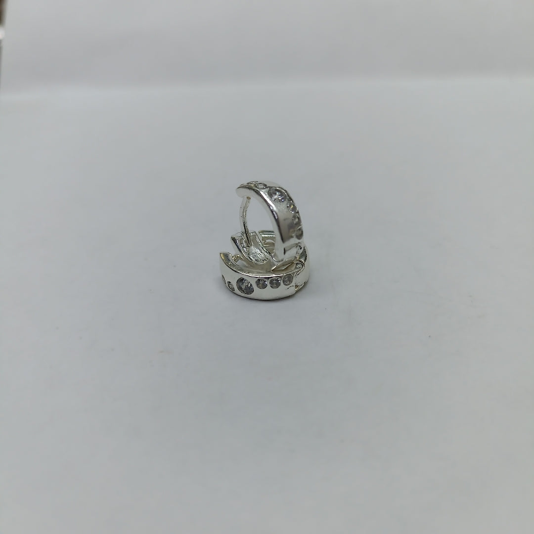 ARRACADAS C/CIRCONIAS PLATA .925 2.1 GR (NUEVO)