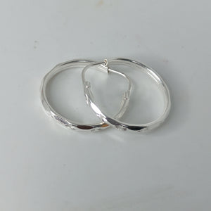 PAR ARRACADAS FACETADA PLATA .925 2.1 GR (NUEVO)