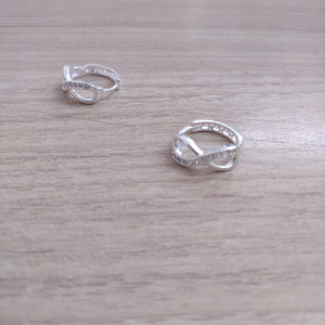 HUGGIES INFINITO CIRCONIAS PLATA .925 2.4 GR (NUEVO)