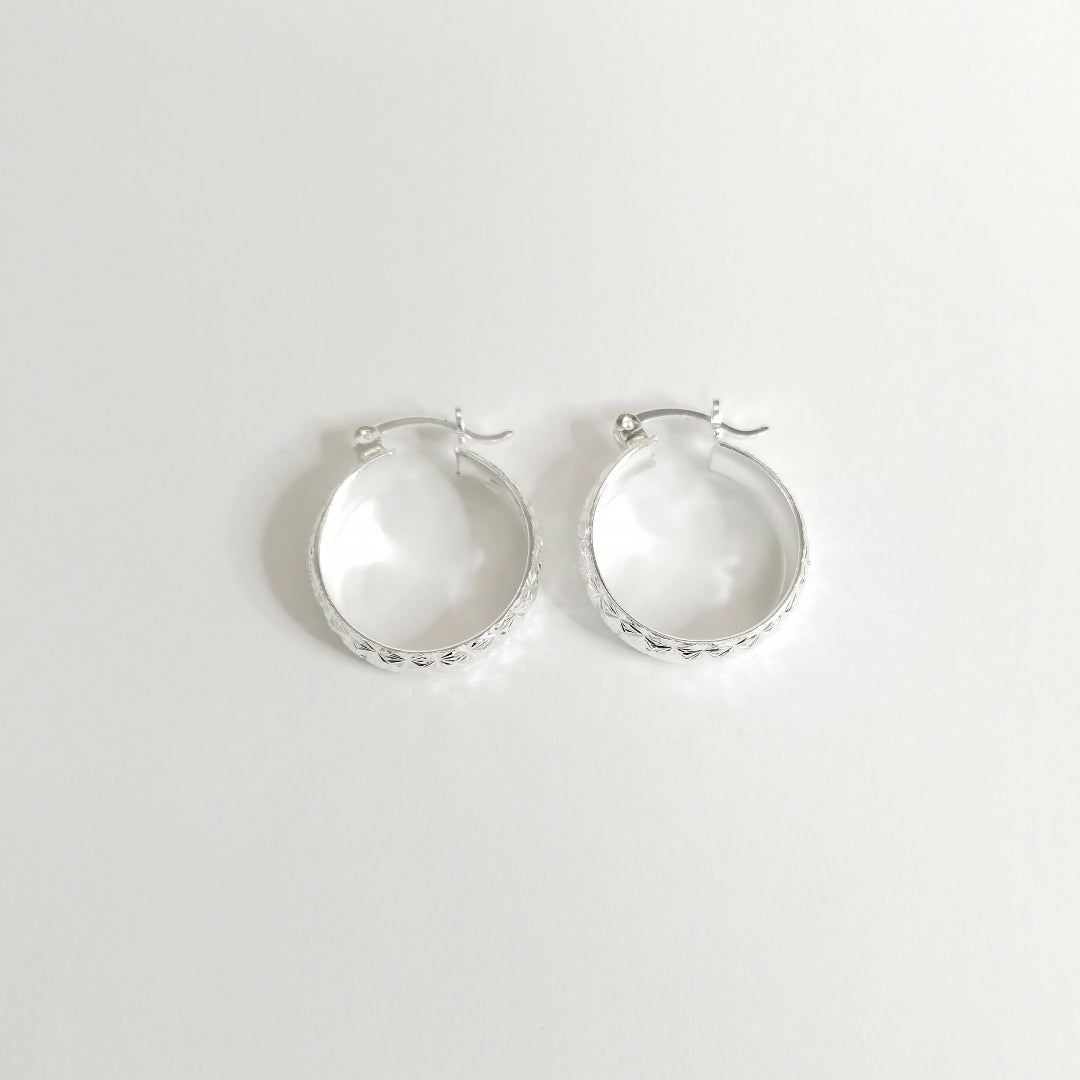PAR ARRACADAS FACETADAS PLATA .925 3.4 GR (NUEVO)
