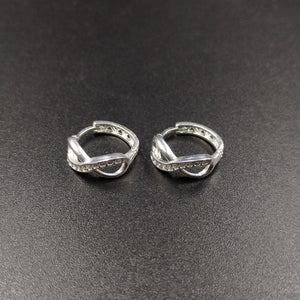 HUGGIES INFINITO CIRCONIAS PLATA .925 2.4 GR (NUEVO)