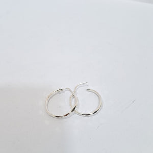 PAR ARRACADAS FACETADA PLATA .925 2.1 GR (NUEVO)