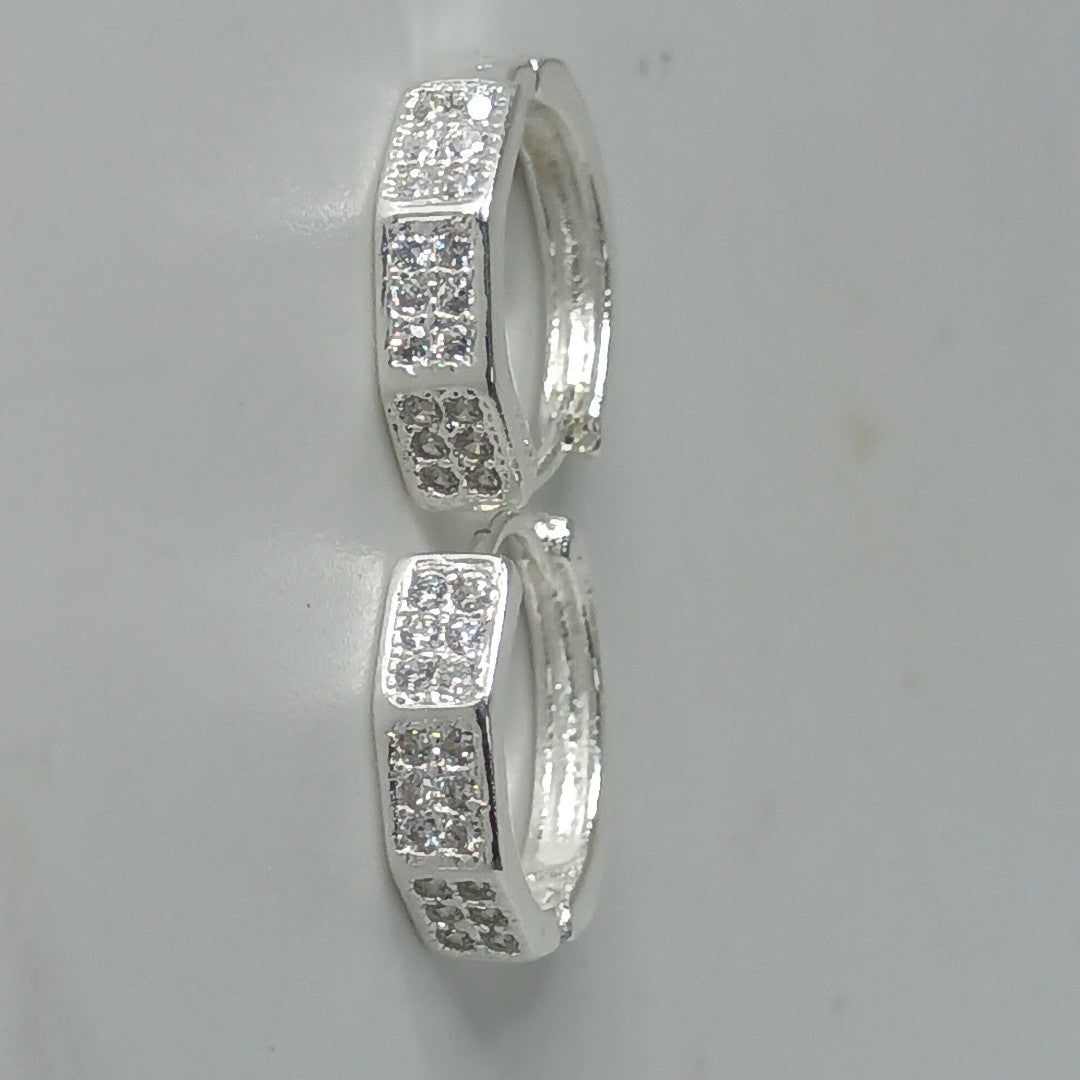 ARRACADAS C/CIRCONIAS PLATA .925 2.5 GR (NUEVO)