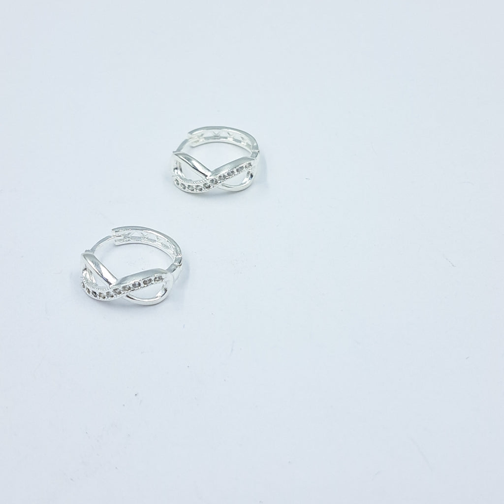 HUGGIES INFINITO CIRCONIAS PLATA .925 2.3 GR (NUEVO)