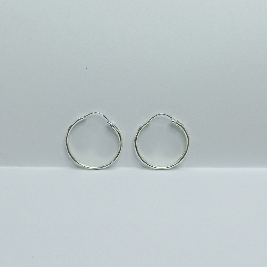 PAR ARRACADAS FACETADA PLATA .925 2.1 GR (NUEVO)
