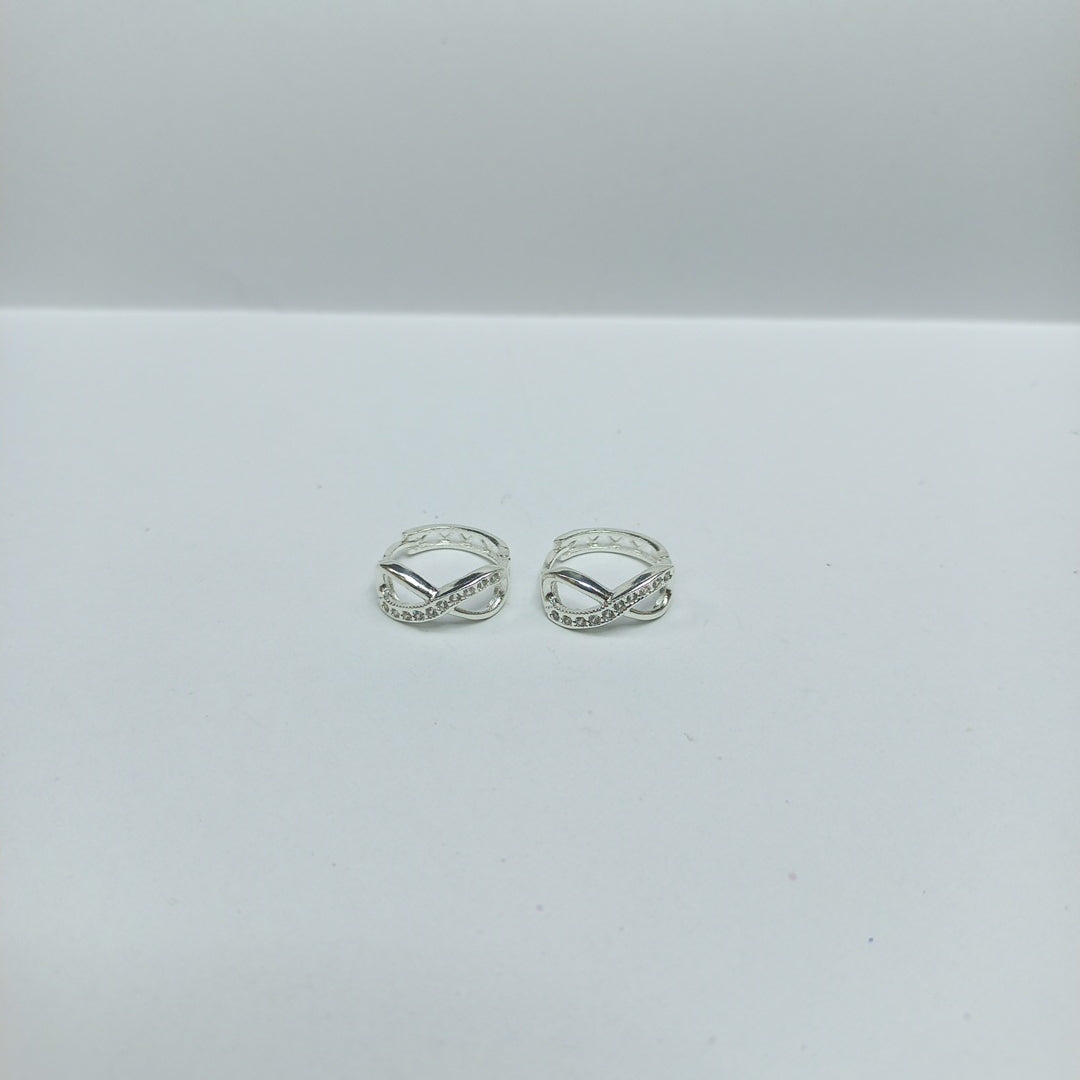 HUGGIES INFINITO CIRCONIAS PLATA .925 2.4 GR (NUEVO)