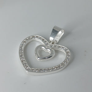DIJE CORAZON C/CIRCONIAS PLATA .925 2.7 GR (NUEVO)