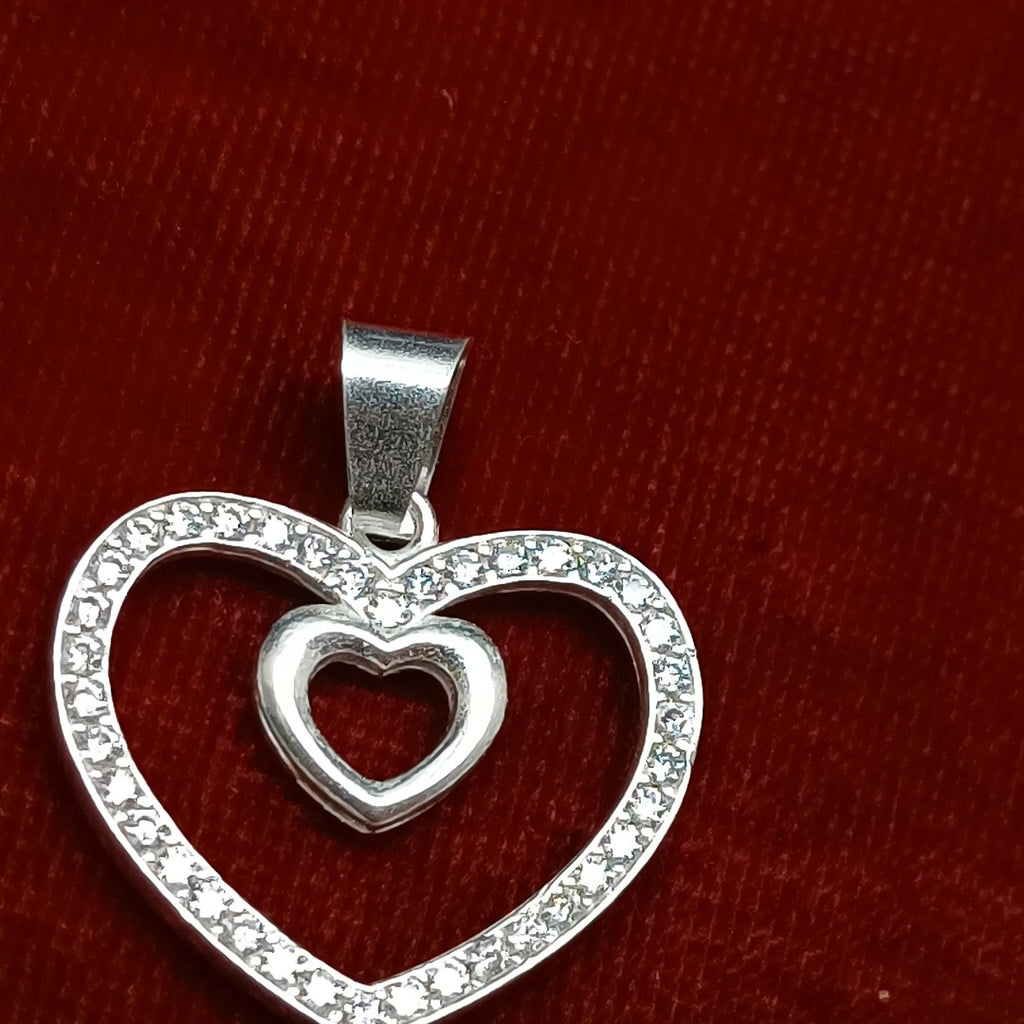 DIJE CORAZON C/CIRCONIAS PLATA .925 2.7 GR (NUEVO)