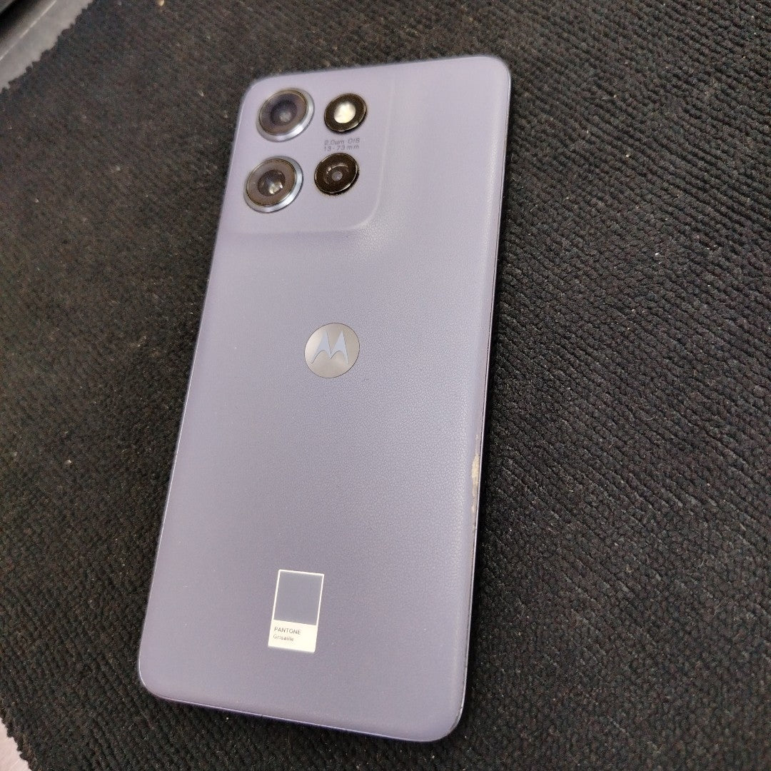 CELULAR MOTOROLA EDGE 50 NEO XT2409-2 (2024) 256 GB 8 GB RAM (SEMINUEVO)