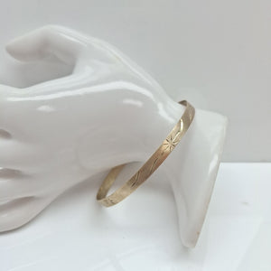 PULSERA RIGIDA ORO 10 K 8,00 GRMS (SEMINUEVO)