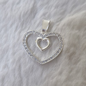 DIJE CORAZON C/CIRCONIAS PLATA .925 2.8 GR (NUEVO)