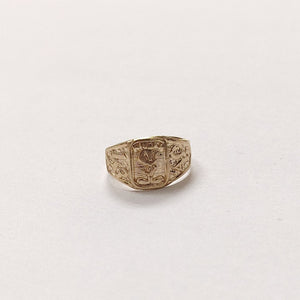 ANILLO DE GRADUACIÓN ORO 10 K 1,10 GRMS (SEMINUEVO)