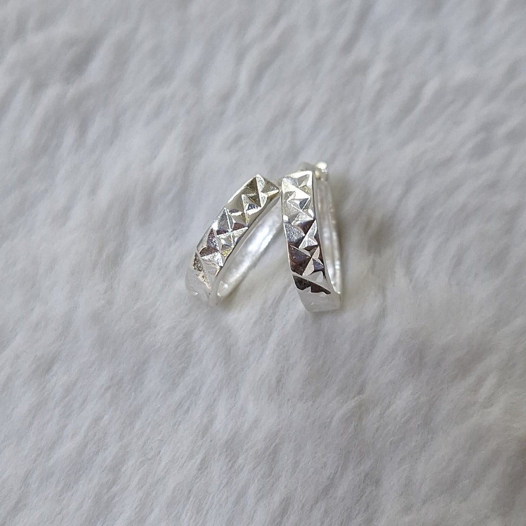 ARRACADAS LABRADAS PLATA .925 3.4 GR (NUEVO)