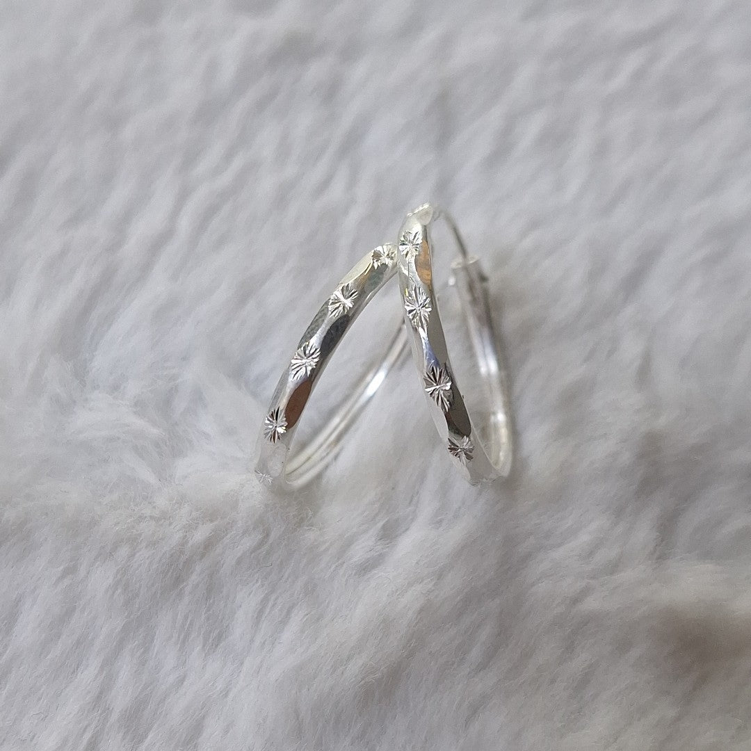 PAR ARRACADAS FACETADA PLATA .925 2.1 GR (NUEVO)