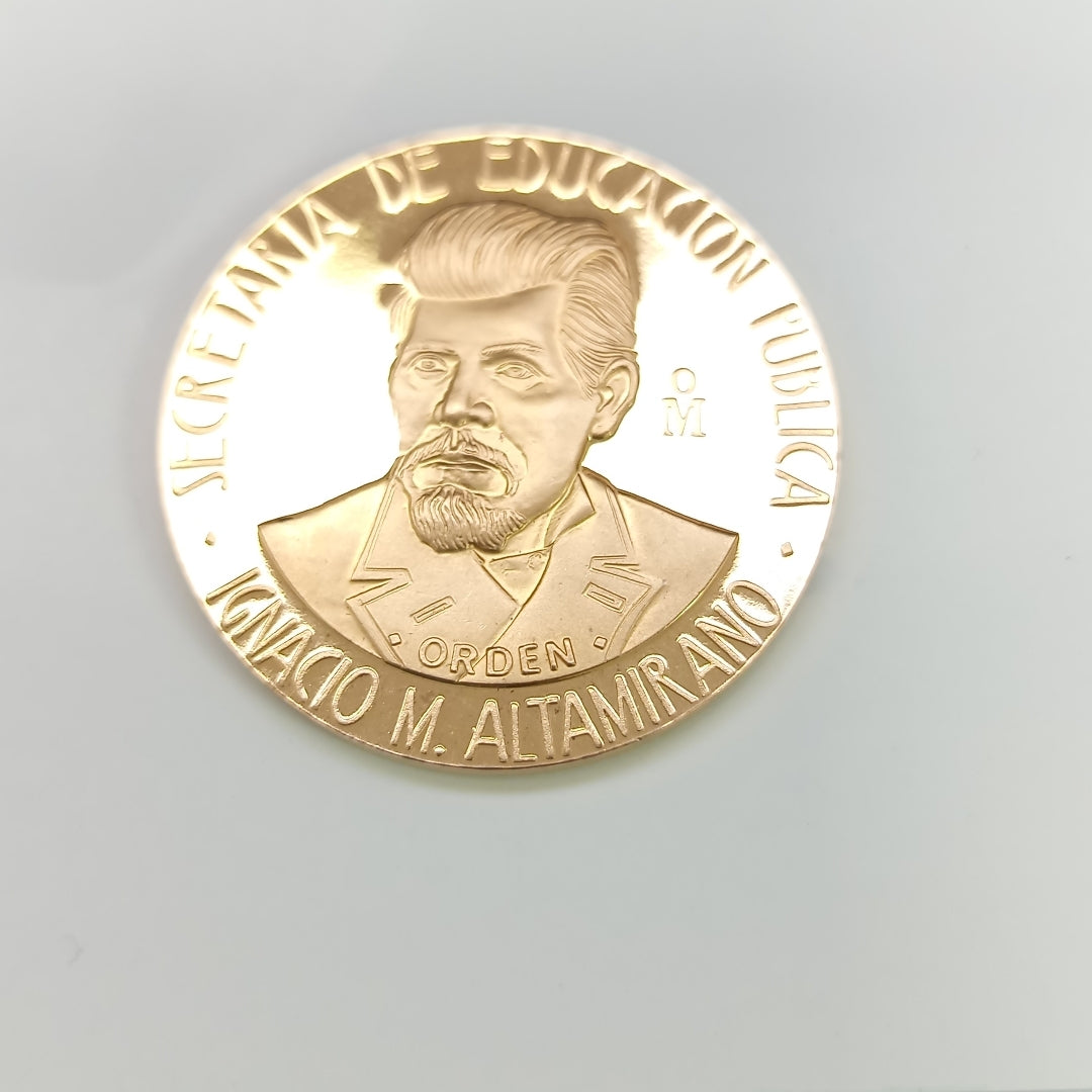 MEDALLA CONMEMORATIVA ORO 21 K 43.5 GRMS (SEMINUEVO)