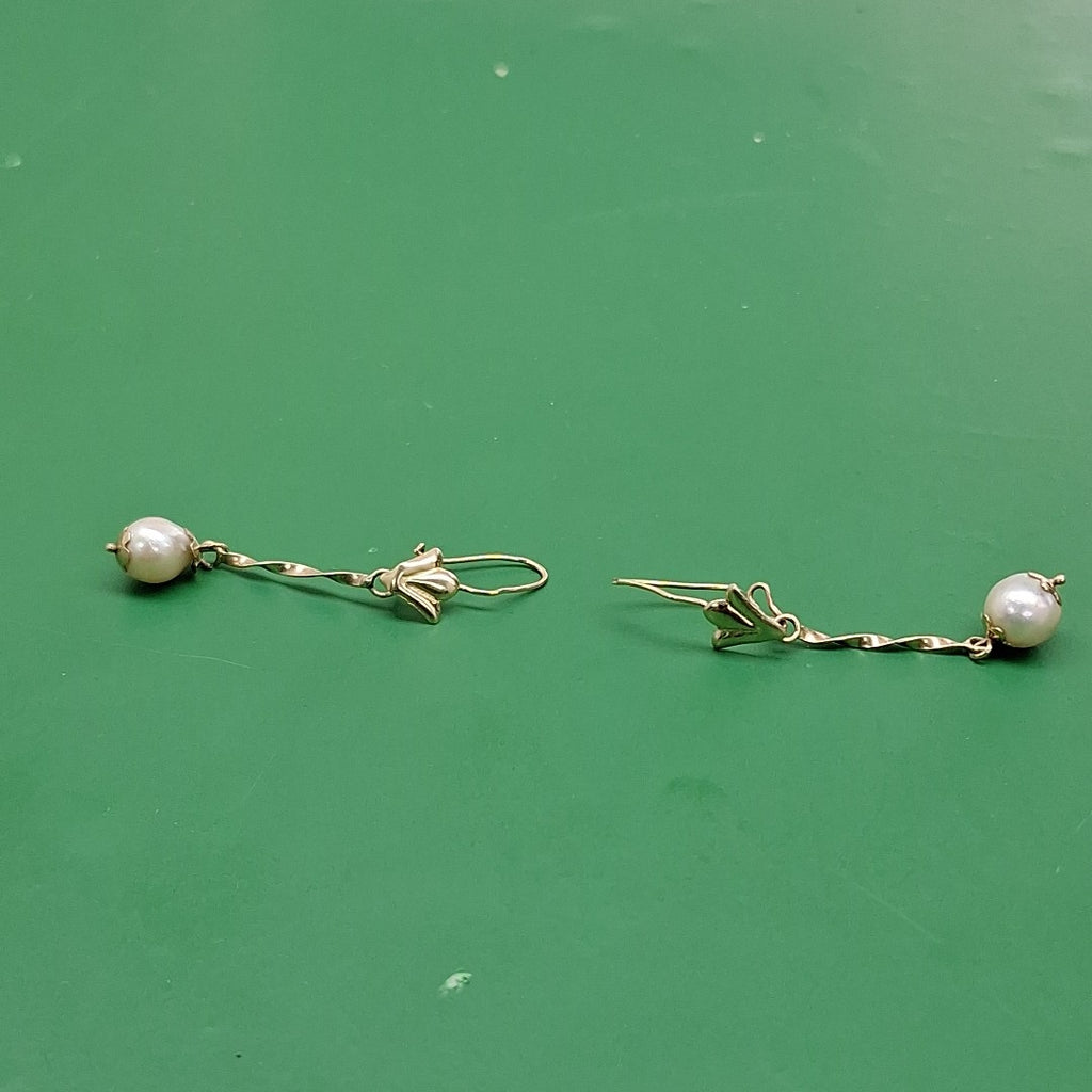 ARETES PAR ORO 10 K 1.6 GRMS (SEMINUEVO)