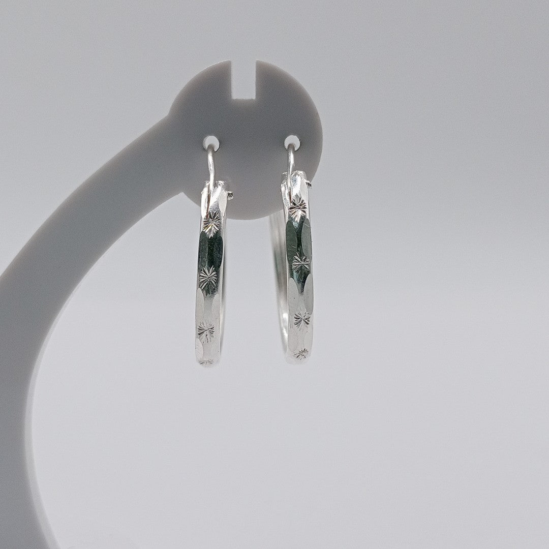 PAR ARRACADAS FACETADA PLATA .925 2.1 GR (NUEVO)