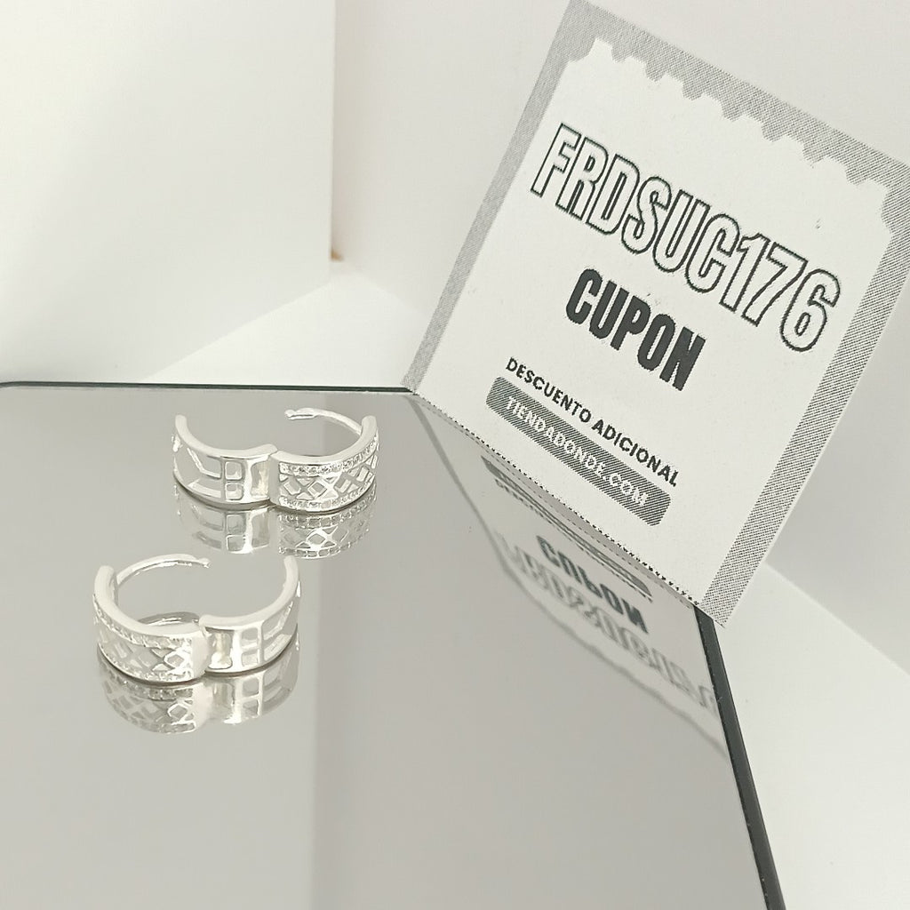 HUGGIES C/CIRCONIAS PLATA .925 2.7 GR (NUEVO)