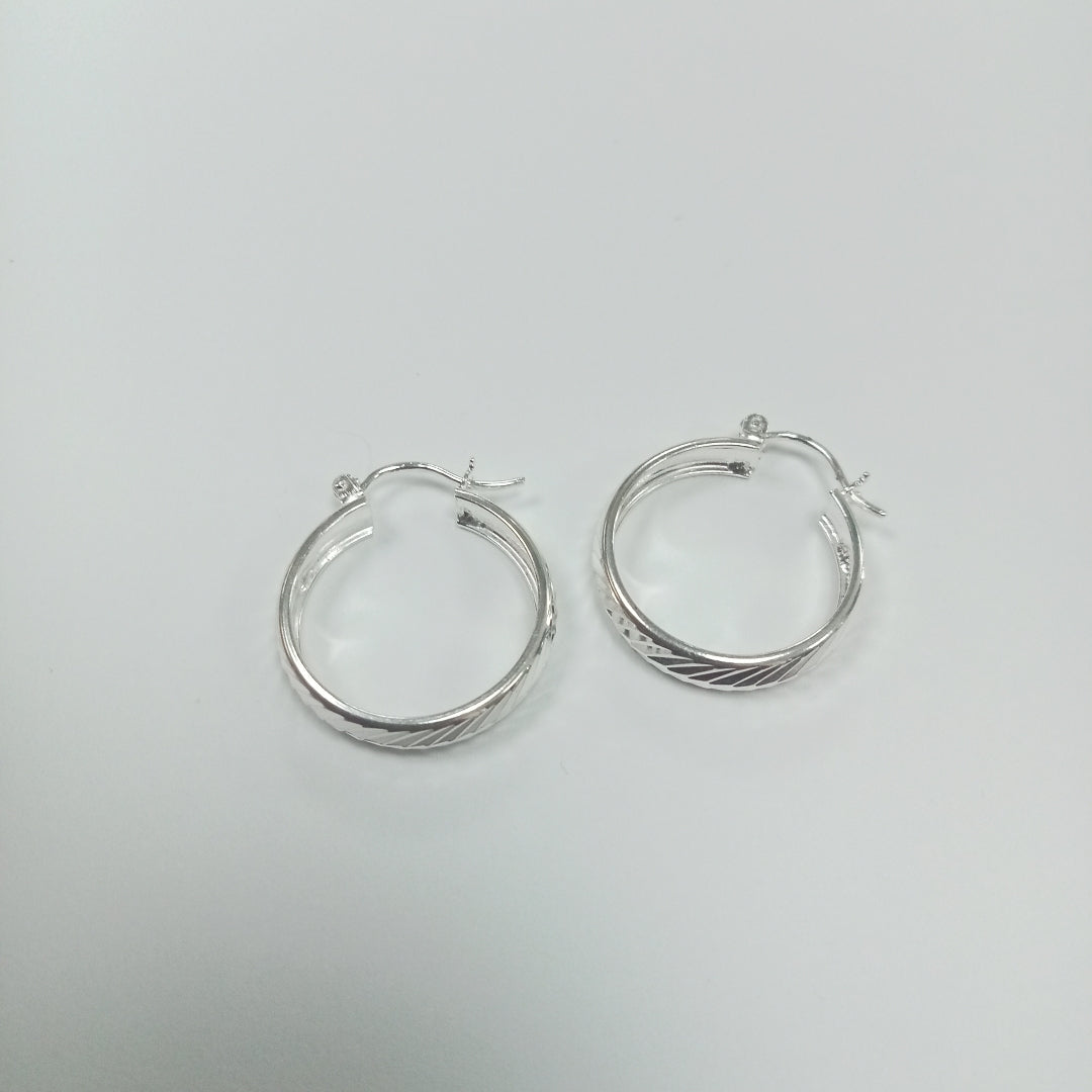 PAR ARRACADAS LABRADAS PLATA .925 2.4 GR (NUEVO)