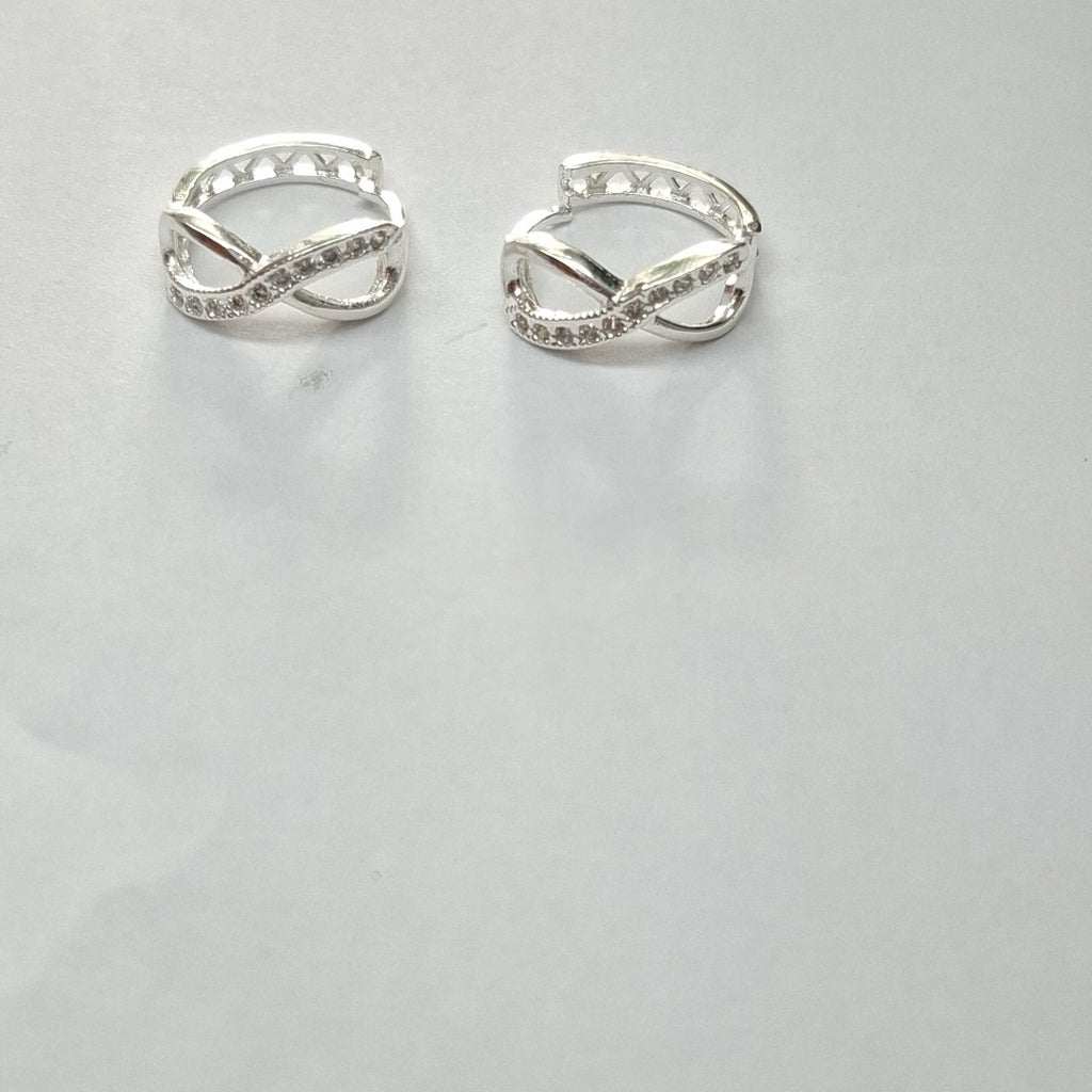 HUGGIES INFINITO CIRCONIAS PLATA .925 2.4 GR (NUEVO)