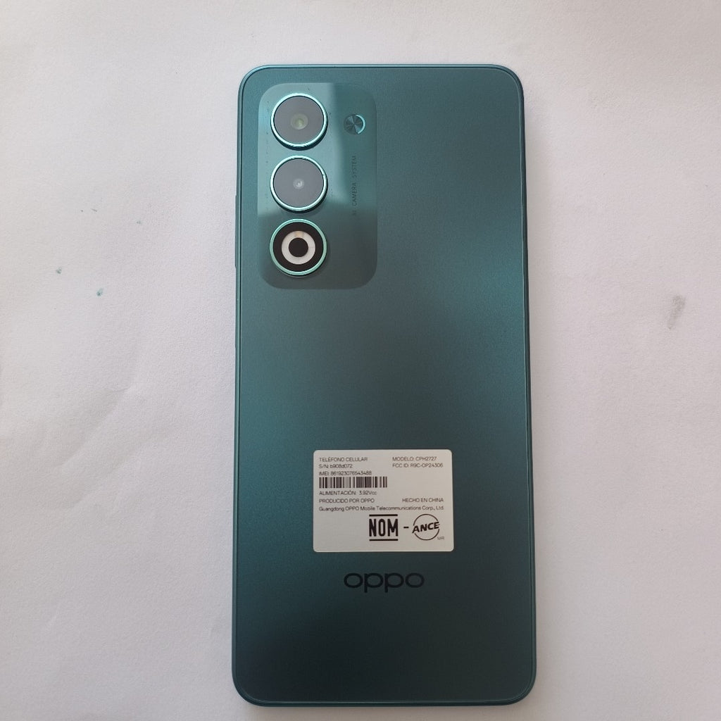 CELULAR OPPO  A5 CPH2727 (2025) 256 GB 4 GB RAM (SEMINUEVO)