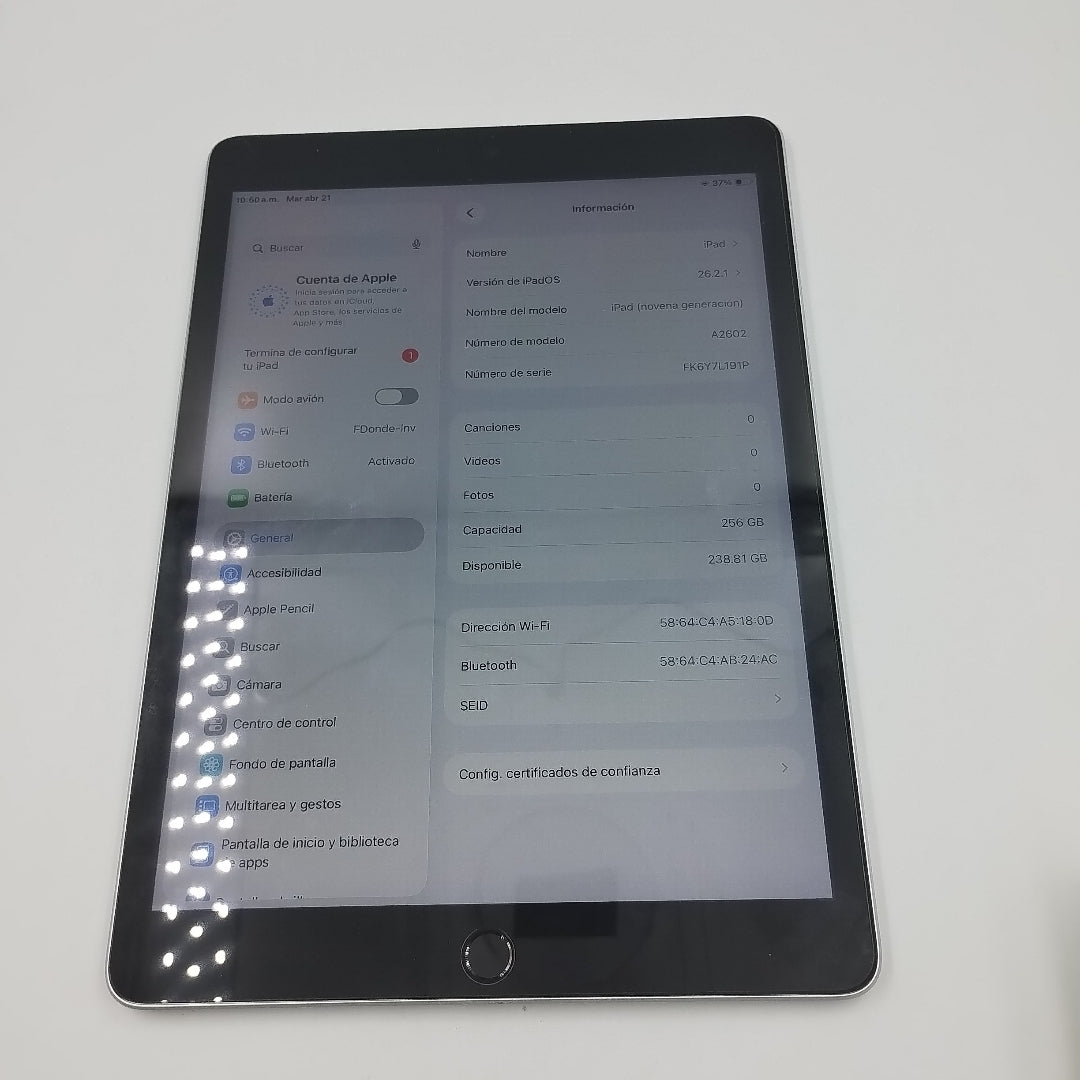 TABLETA APPLE IPAD 9 A2602 256 GB 3 GB RAM (SEMINUEVO)