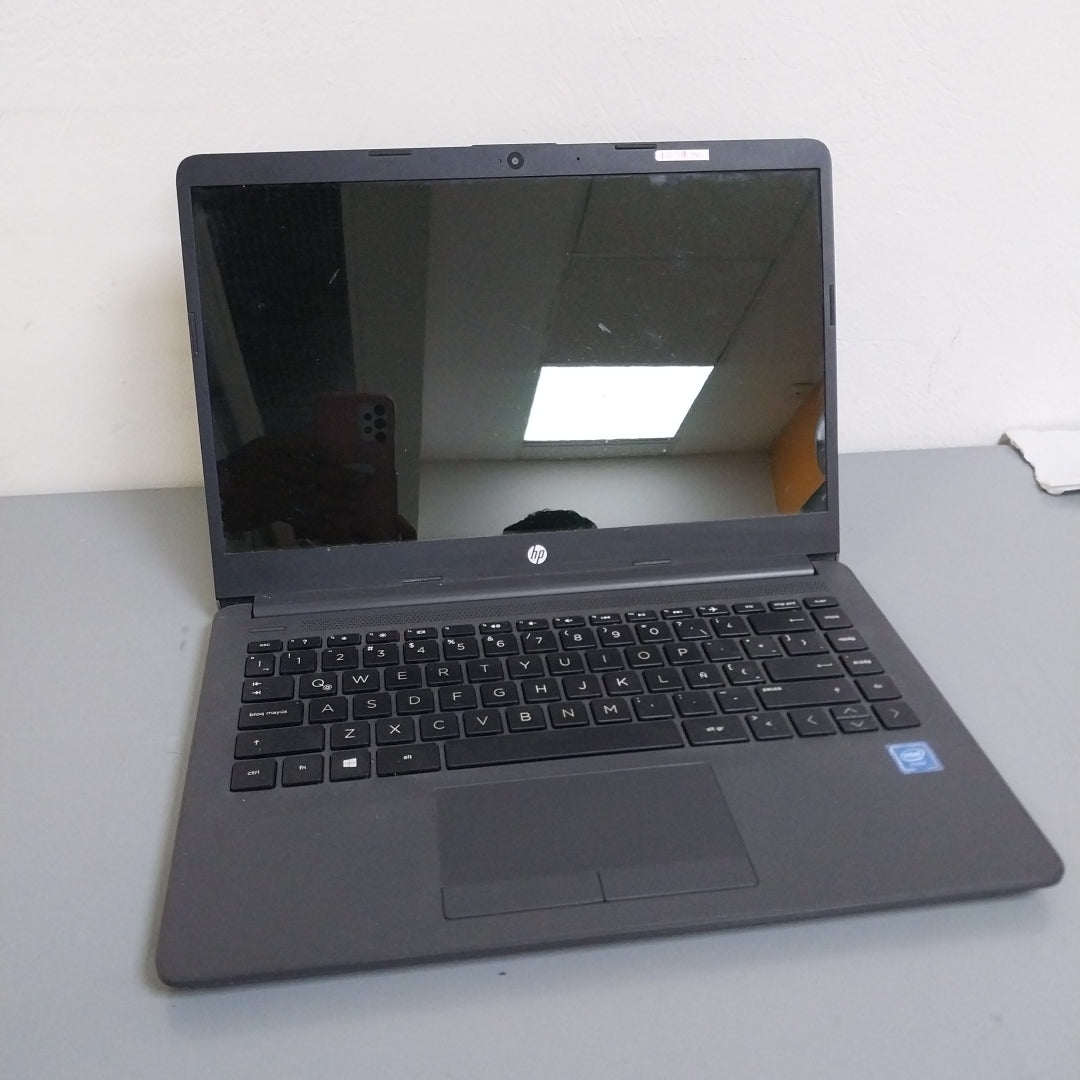 LAPTOP HP 14-CF2505LA (2022) 128 GB SSD 4 GB RAM (SEMINUEVO)