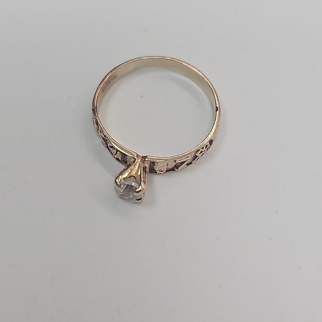 SOLITARIO ORO 14 K 1,70 GRMS (SEMINUEVO)
