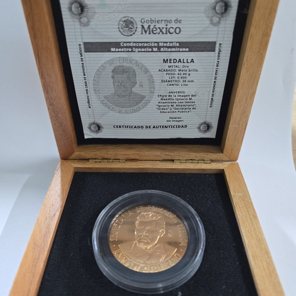 MEDALLA CONMEMORATIVA ORO 21 K 42 GRMS (SEMINUEVO)