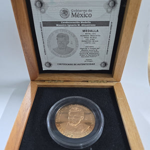 MEDALLA CONMEMORATIVA ORO 21 K 42 GRMS (SEMINUEVO)