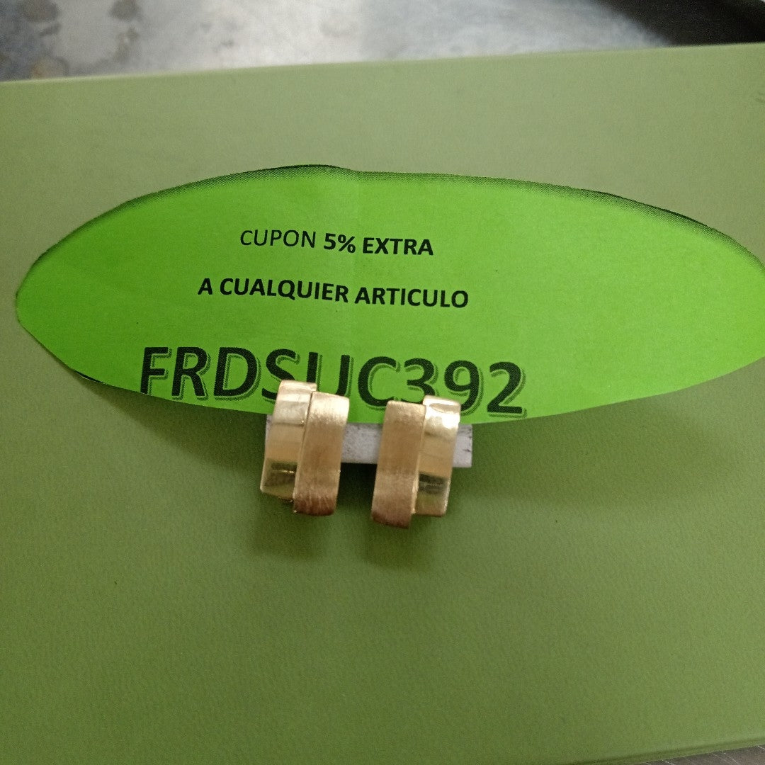 ARETES PAR ORO 10 K 3.2 GRMS (SEMINUEVO)