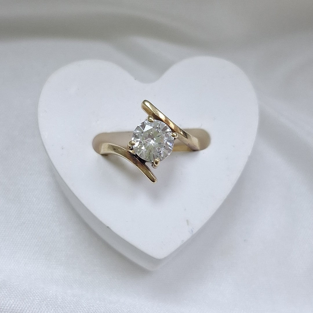 SOLITARIO ORO 14 K 3,40 GRMS (SEMINUEVO)