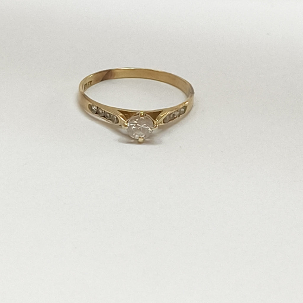 ANILLITO,SOLITARIO ORO 8 K 1,20 GRMS (SEMINUEVO)