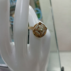 ANILLO ORO 10 K 3.8 GRMS (SEMINUEVO)