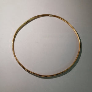 PULSERA RIGIDA ORO 14 K 2.2 GRMS (SEMINUEVO)