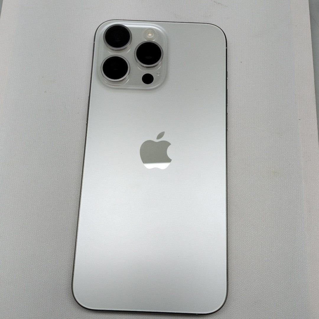 CELULAR APPLE IPHONE 15 PRO MAX A3108 (2023) 256 GB 8 GB RAM