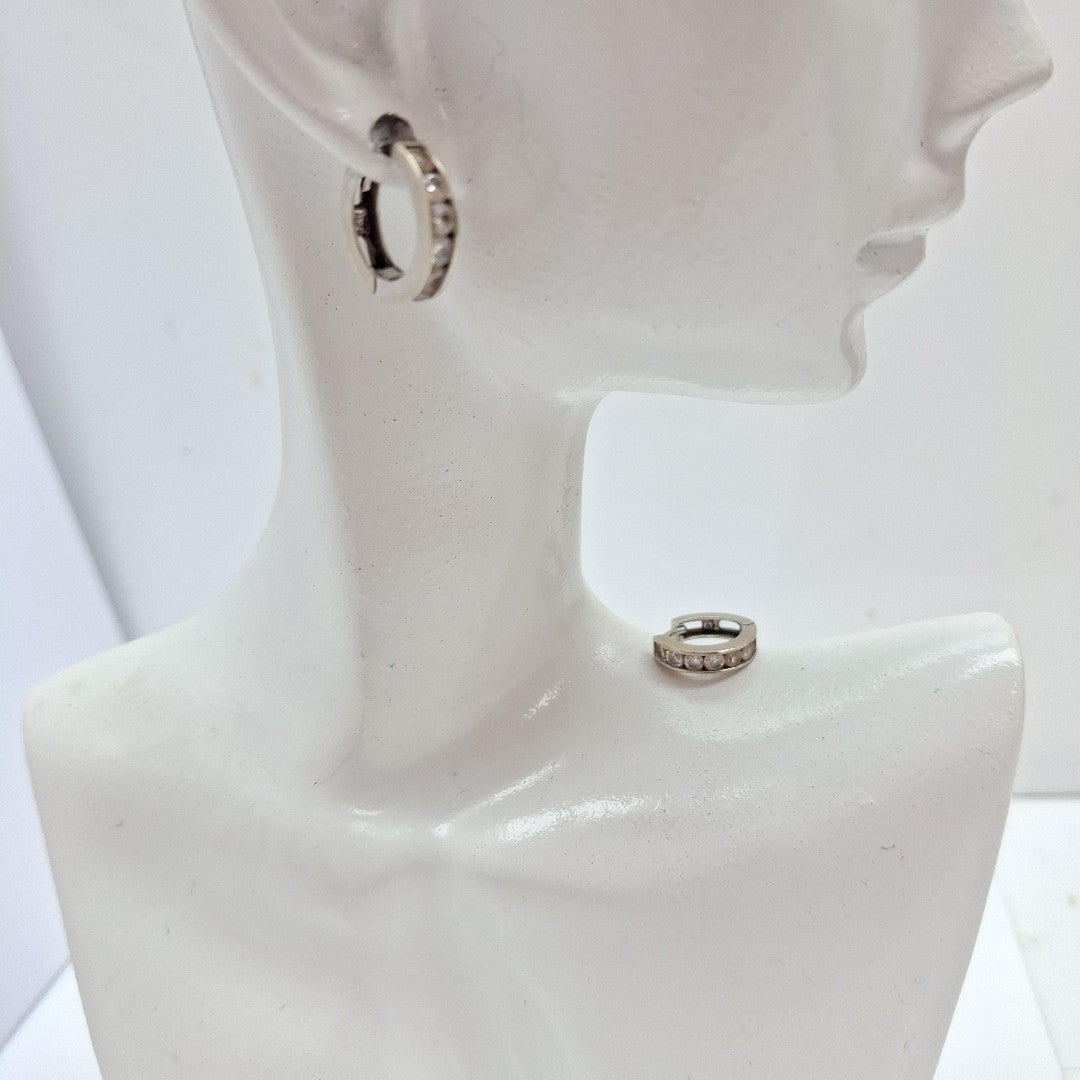 ARETES PAR ORO 14 K 2.6 GRMS (SEMINUEVO)
