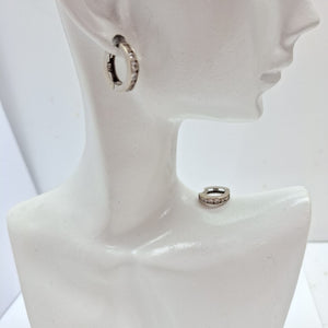 ARETES PAR ORO 14 K 2.6 GRMS (SEMINUEVO)