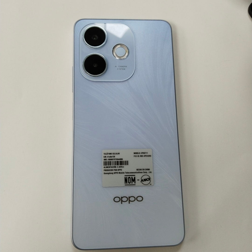 CELULAR OPPO  A5 PRO CPH2711 (2025) 256 GB 8 GB RAM (SEMINUEVO)